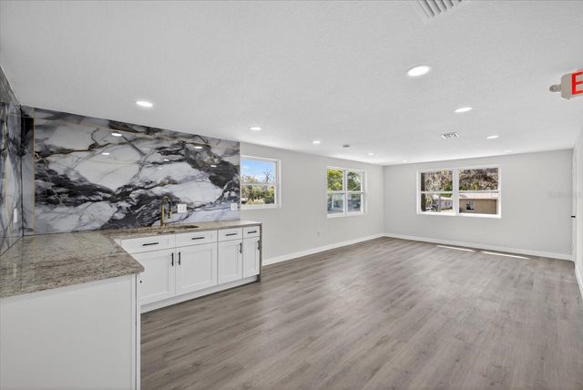 6334 CONGRESS STREET, New Port Richey, FL 34653