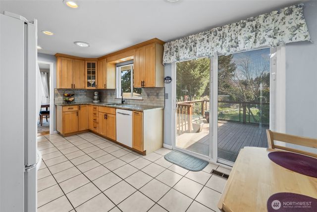 2311 N Harmon Street, Tacoma, WA 98406