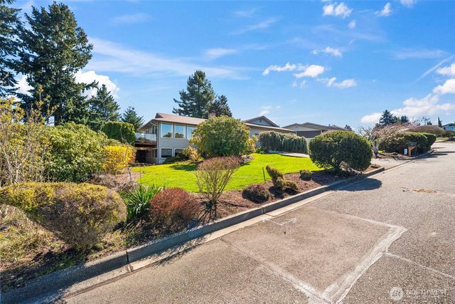 2311 N Harmon Street, Tacoma, WA 98406