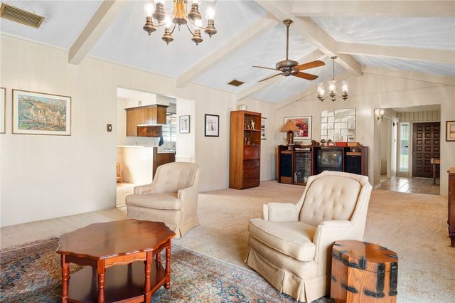 219 Poesta Dr, Portland, TX 78374