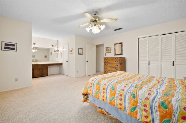 219 Poesta Dr, Portland, TX 78374