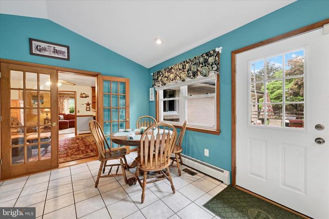 1609 FAIRMOUNT RD, Hampstead, MD 21074