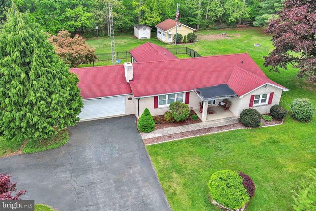 1609 FAIRMOUNT RD, Hampstead, MD 21074