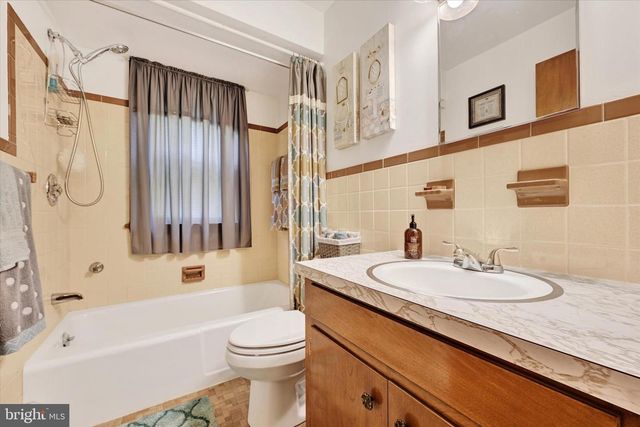 1609 FAIRMOUNT RD, Hampstead, MD 21074