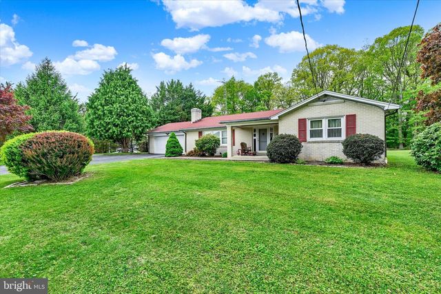1609 FAIRMOUNT RD, Hampstead, MD 21074