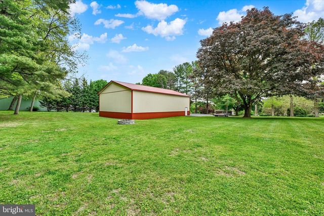 1609 FAIRMOUNT RD, Hampstead, MD 21074