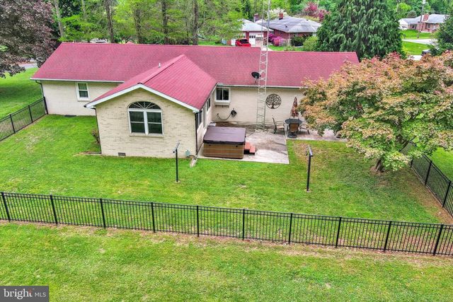 1609 FAIRMOUNT RD, Hampstead, MD 21074