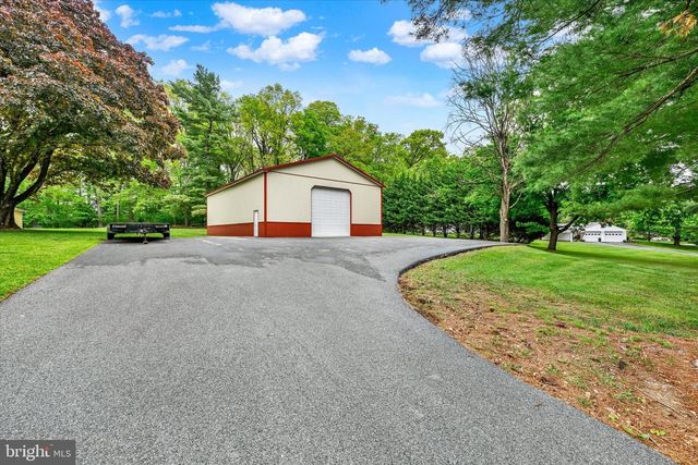 1609 FAIRMOUNT RD, Hampstead, MD 21074