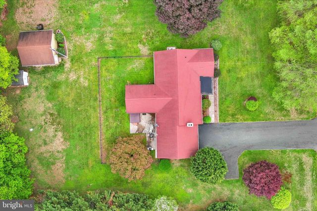1609 FAIRMOUNT RD, Hampstead, MD 21074