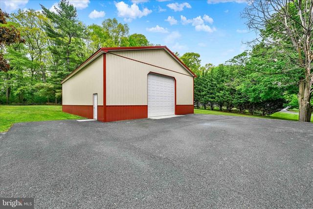 1609 FAIRMOUNT RD, Hampstead, MD 21074