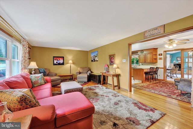 1609 FAIRMOUNT RD, Hampstead, MD 21074