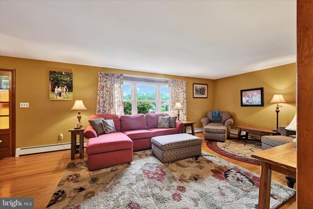 1609 FAIRMOUNT RD, Hampstead, MD 21074