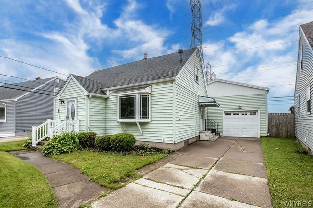 20 Nicholas Drive South, Tonawanda, NY 14150