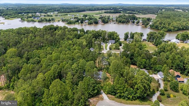 86 VIRGINIA PINES CT, Louisa, VA 23093