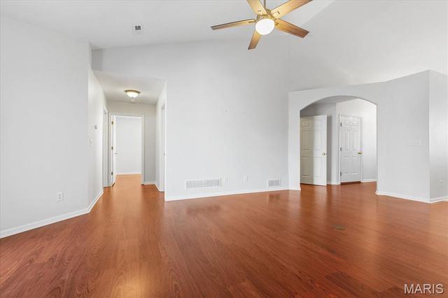 12 Quiet Meadow Court, St Peters, MO 63376