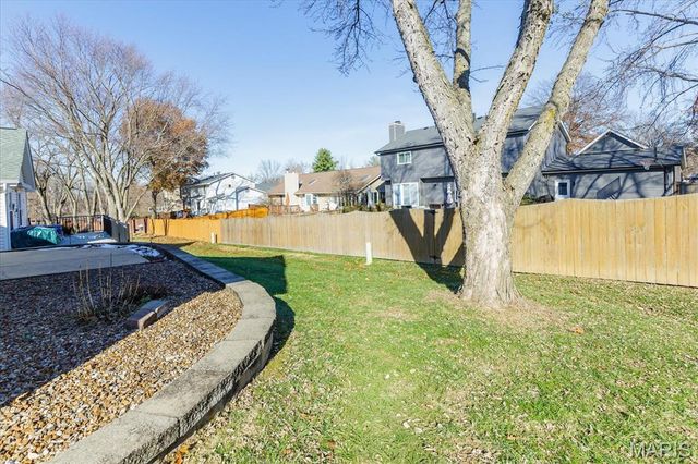 12 Quiet Meadow Court, St Peters, MO 63376