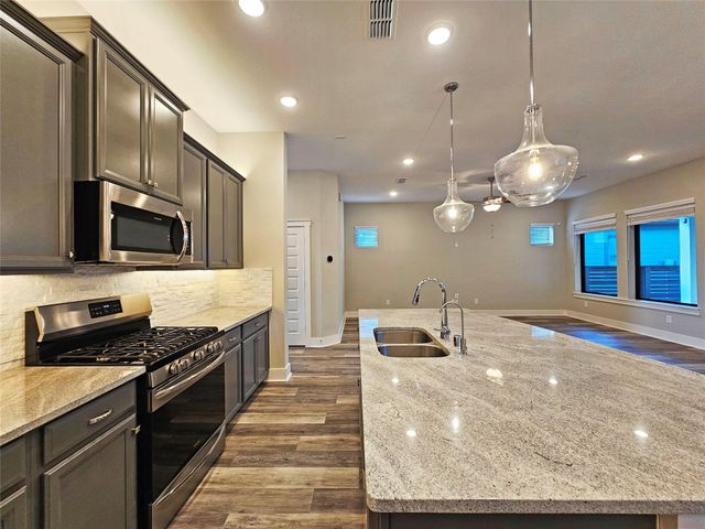 18634 Imagination Way, Cypress, TX 77433
