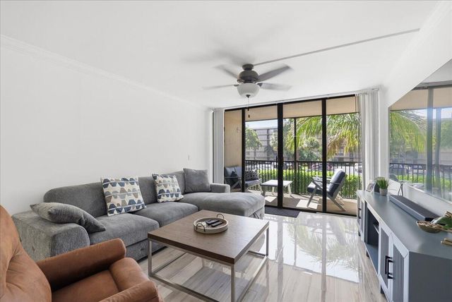 16 Royal Palm Way 205, Boca Raton, FL 33432