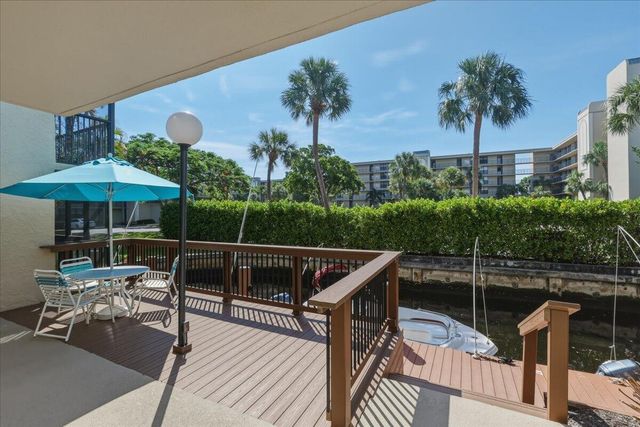 16 Royal Palm Way 205, Boca Raton, FL 33432