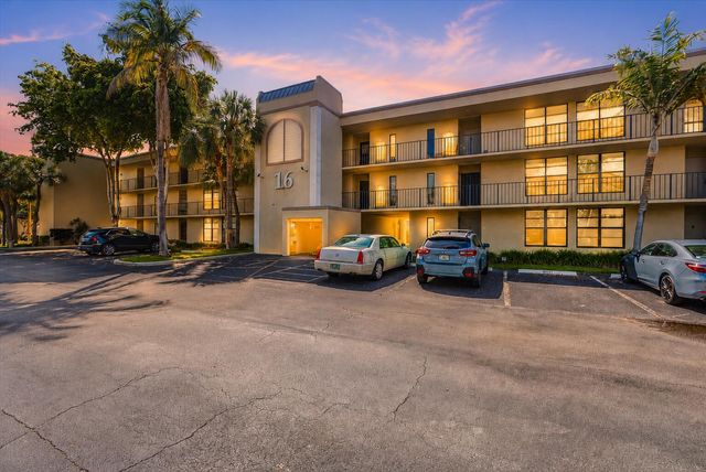 16 Royal Palm Way 205, Boca Raton, FL 33432