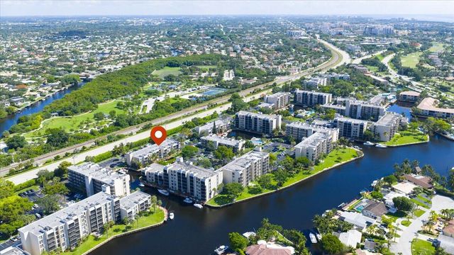 16 Royal Palm Way 205, Boca Raton, FL 33432