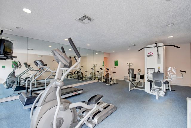 16 Royal Palm Way 205, Boca Raton, FL 33432