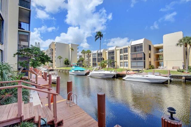 16 Royal Palm Way 205, Boca Raton, FL 33432