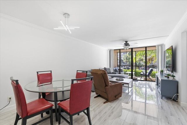 16 Royal Palm Way 205, Boca Raton, FL 33432