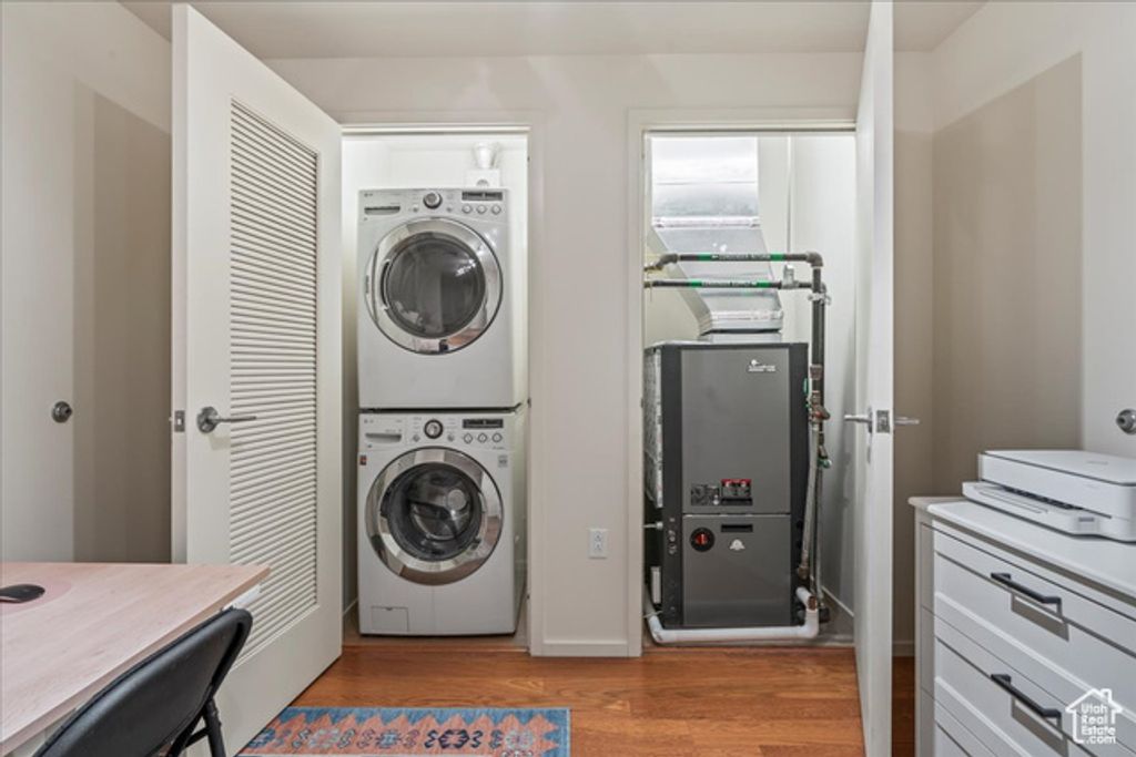 Image 5 of property listing at 35 E 100 S #807, Salt Lake City, UT 84111