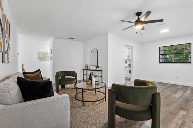 536 BISON CIRCLE, Apopka, FL 32712