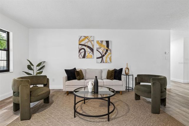 536 BISON CIRCLE, Apopka, FL 32712
