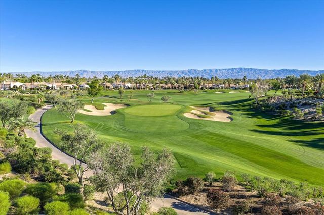 58520 Aracena, La Quinta, CA 92253