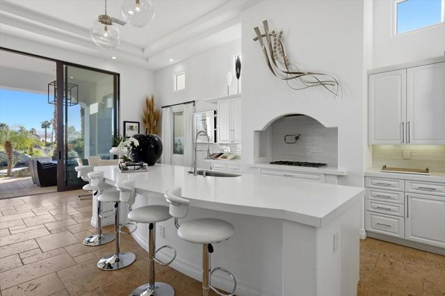 58520 Aracena, La Quinta, CA 92253