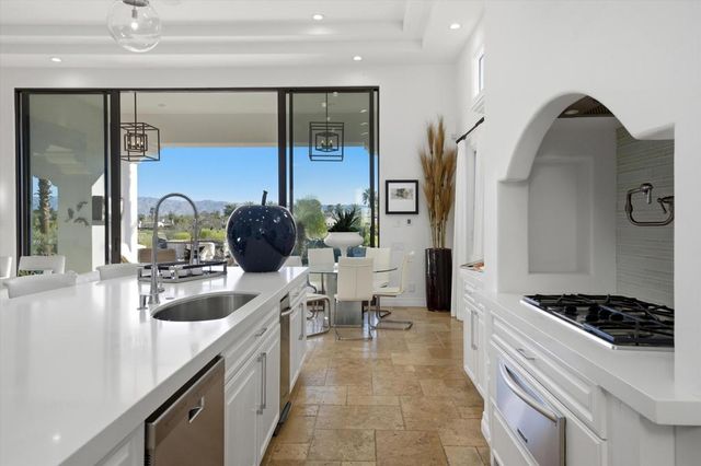 58520 Aracena, La Quinta, CA 92253