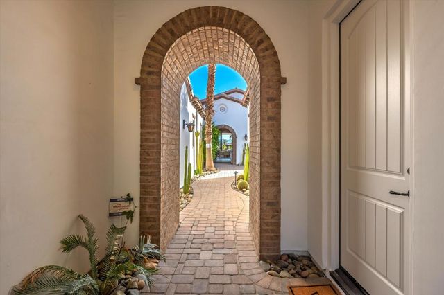 58520 Aracena, La Quinta, CA 92253