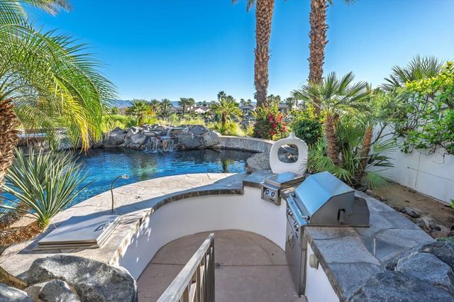 58520 Aracena, La Quinta, CA 92253