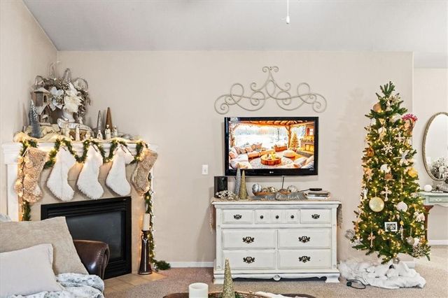 1528 Legend Trail Drive A, Lawrence, KS 66047