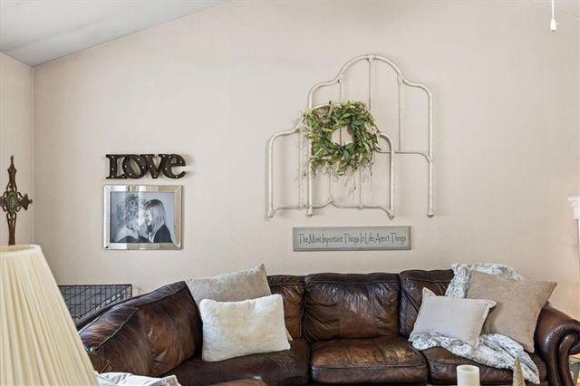 1528 Legend Trail Drive A, Lawrence, KS 66047