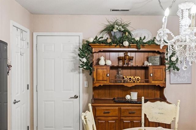 1528 Legend Trail Drive A, Lawrence, KS 66047