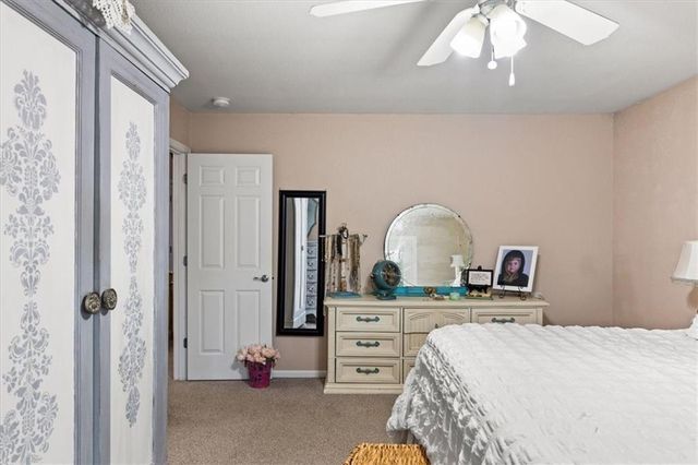 1528 Legend Trail Drive A, Lawrence, KS 66047