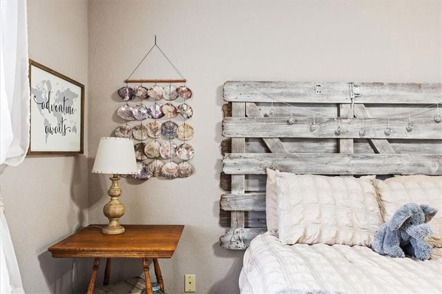 1528 Legend Trail Drive A, Lawrence, KS 66047