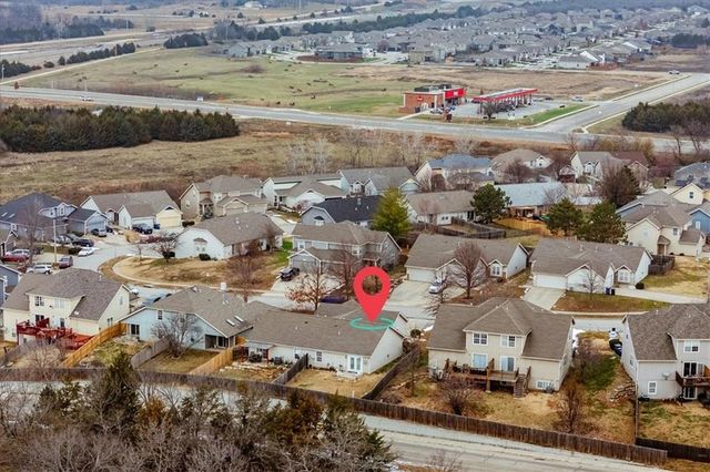 1528 Legend Trail Drive A, Lawrence, KS 66047