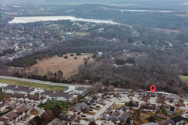 1528 Legend Trail Drive A, Lawrence, KS 66047