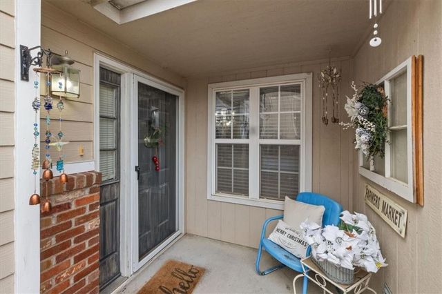 1528 Legend Trail Drive A, Lawrence, KS 66047