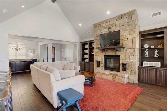 35 S Bob Jones Court, Pottsboro, TX 75076