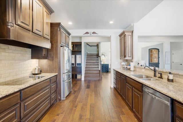 35 S Bob Jones Court, Pottsboro, TX 75076