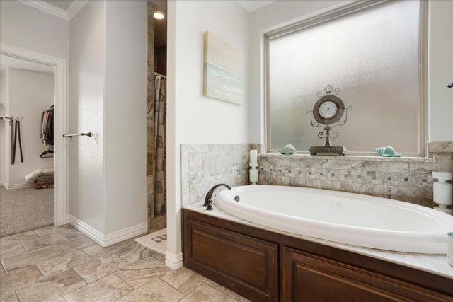 35 S Bob Jones Court, Pottsboro, TX 75076