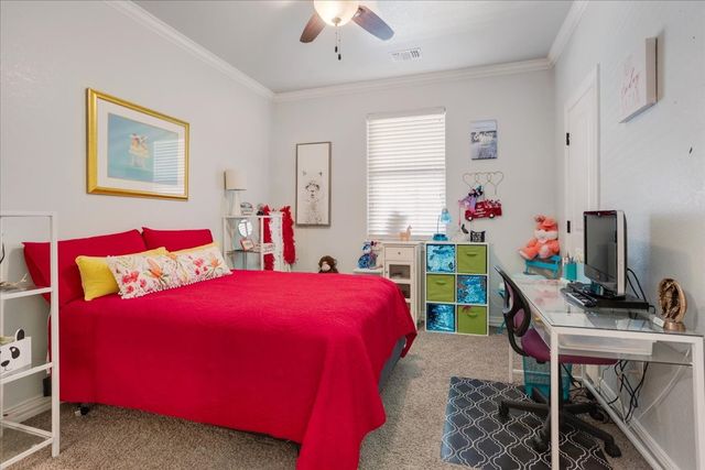 35 S Bob Jones Court, Pottsboro, TX 75076
