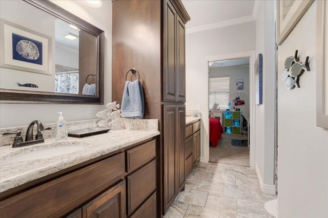 35 S Bob Jones Court, Pottsboro, TX 75076