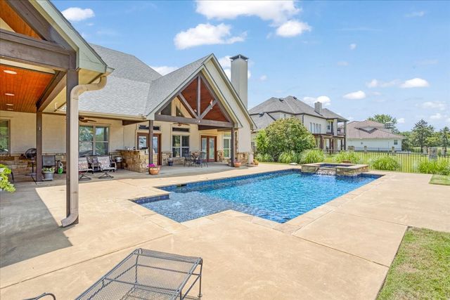 35 S Bob Jones Court, Pottsboro, TX 75076